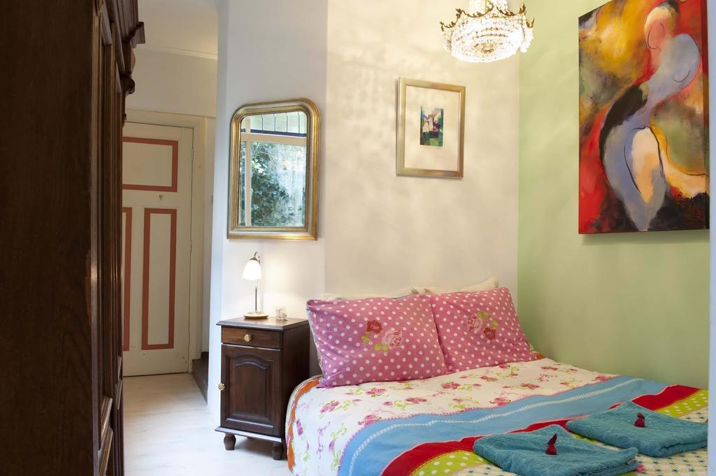 B&B Romantic Rooms Central Haarlem Oda fotoğraf