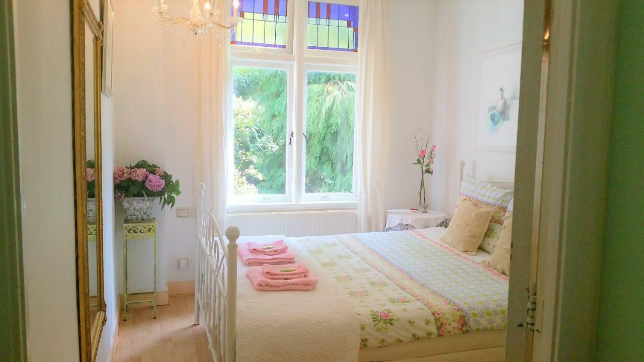 B&B Romantic Rooms Central Haarlem Dış mekan fotoğraf